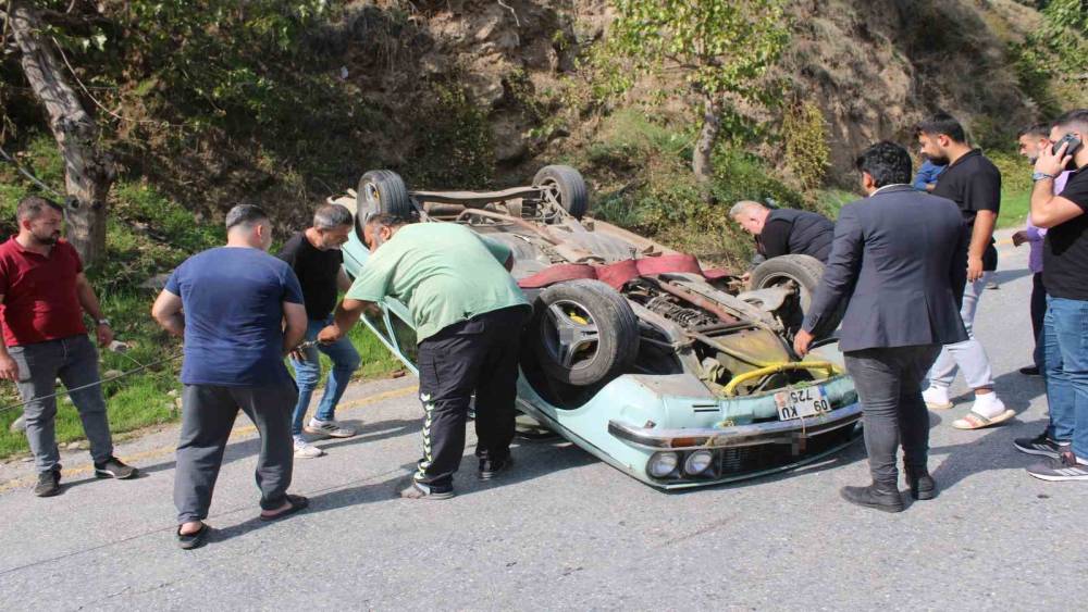 Gazetecileri önce tehdit sonra darp edip telefonu gasp ettiler
