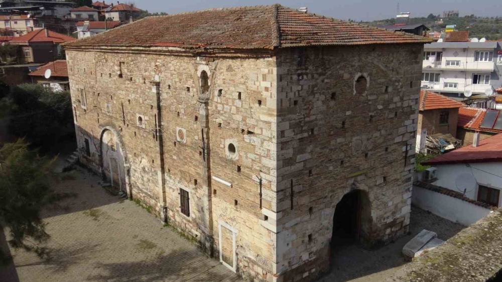 Aydın&rsquo;ın 166 yıllık Başmelek Kilisesi kurtarılmayı bekliyor