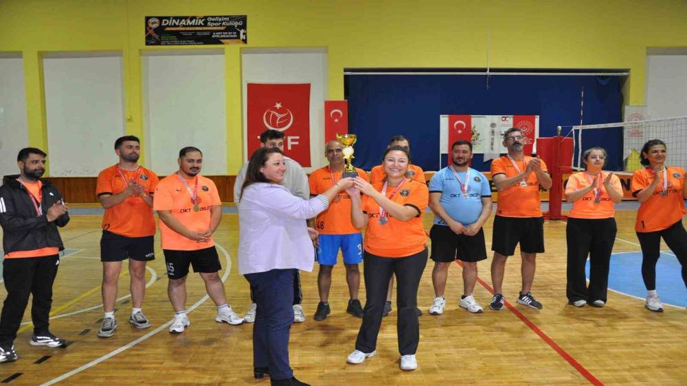 OKT Trailer ve Aile Sosyal Hizmetler İl Müdürlüğü şiddete karşı ikinci kez filede buluştu