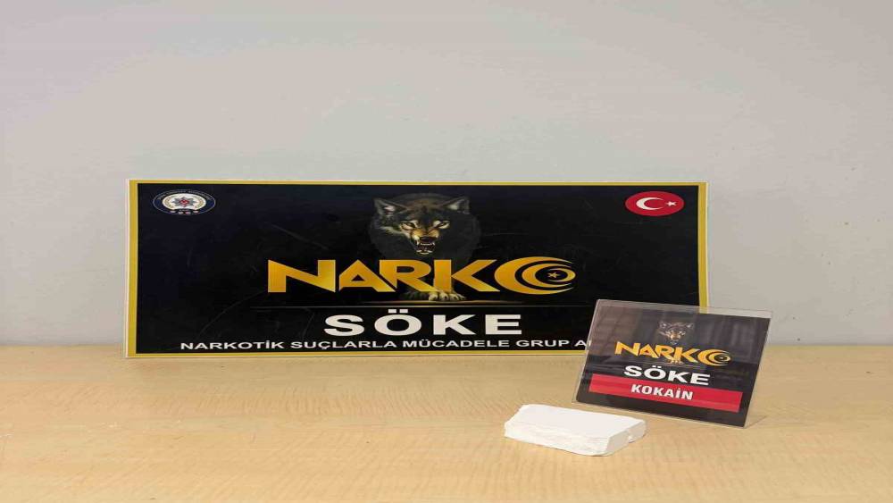 Yolcu otob&uuml;s&uuml;nde uyuşturucu ele ge&ccedil;irildi
