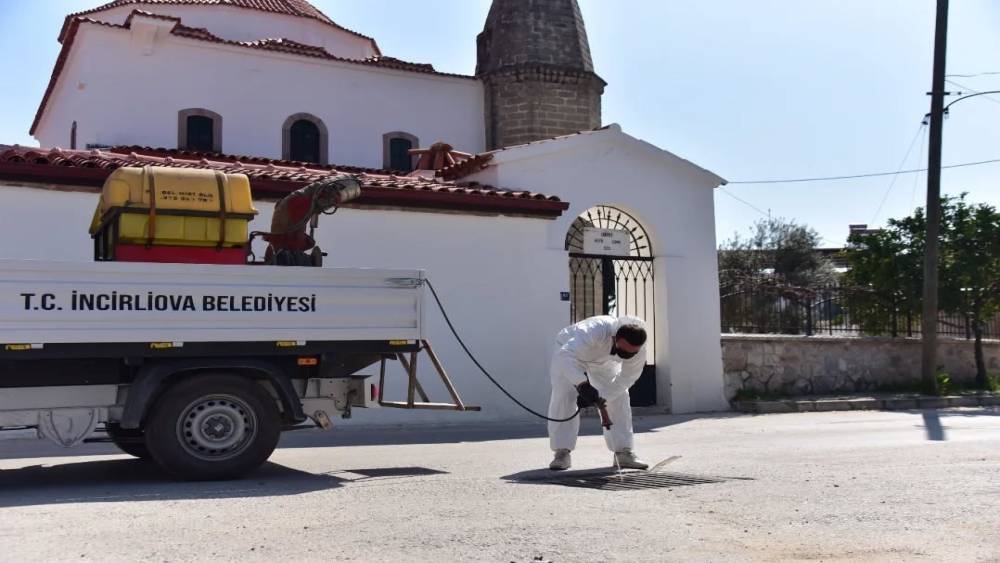 İncirliova&rsquo;da sinekle m&uuml;cadele başladı
