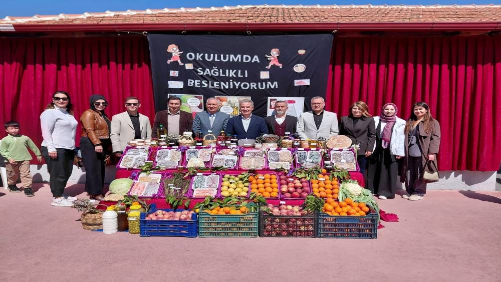 Buharkent&rsquo;te sağlıklı beslenmenin &ouml;nemine dikkat &ccedil;ekildi
