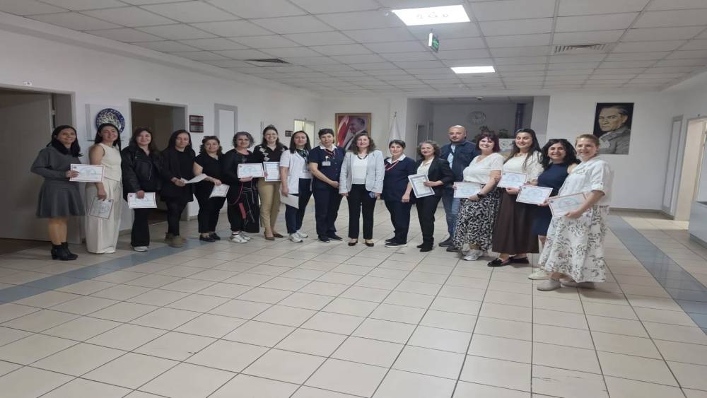 AD&Uuml; Hastanesi&rsquo;nde ameliyathane hemşirelerine sertifikalı eğitim
