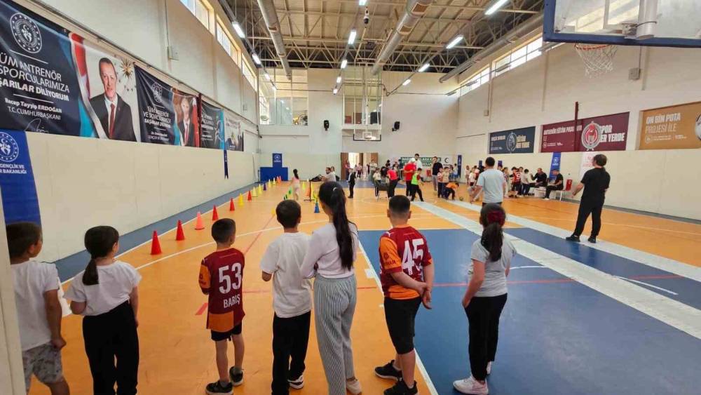 Yetenek avcıları K&ouml;şk&rsquo;te 402 &ouml;ğrenciyle buluştu
