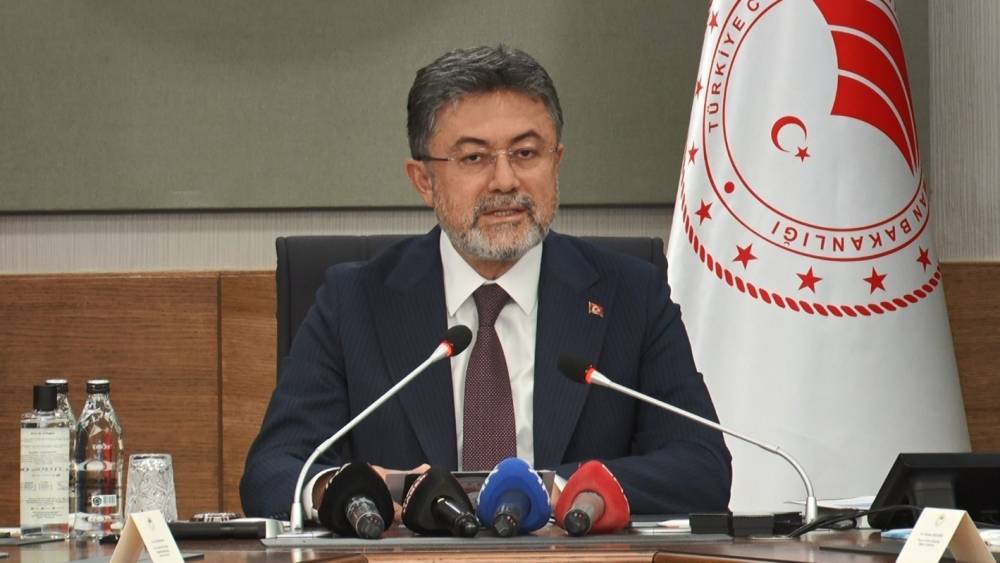 Tarım ve Orman Bakanı Yumaklı, Aydın&rsquo;da incir hasadına katılacak
