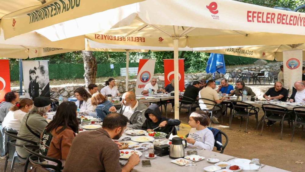 Efeler Belediyesi Doğa Restaurant g&uuml;ne b&ouml;yle başlamak isteyenlerin adresi oldu
