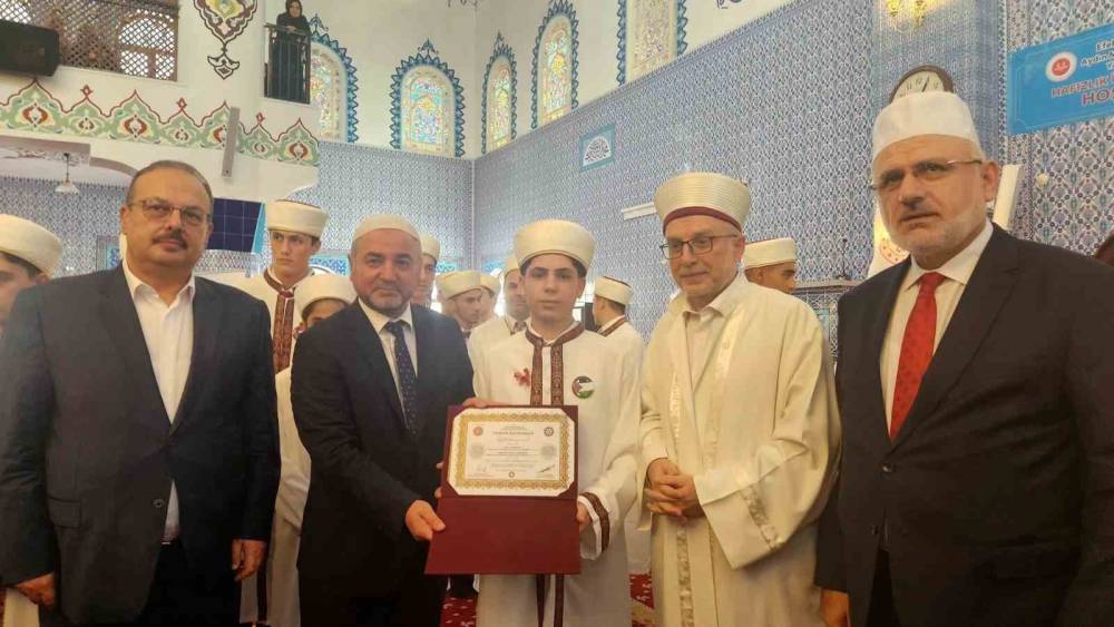 Aydın’da 26 gencin hafızlık gururu