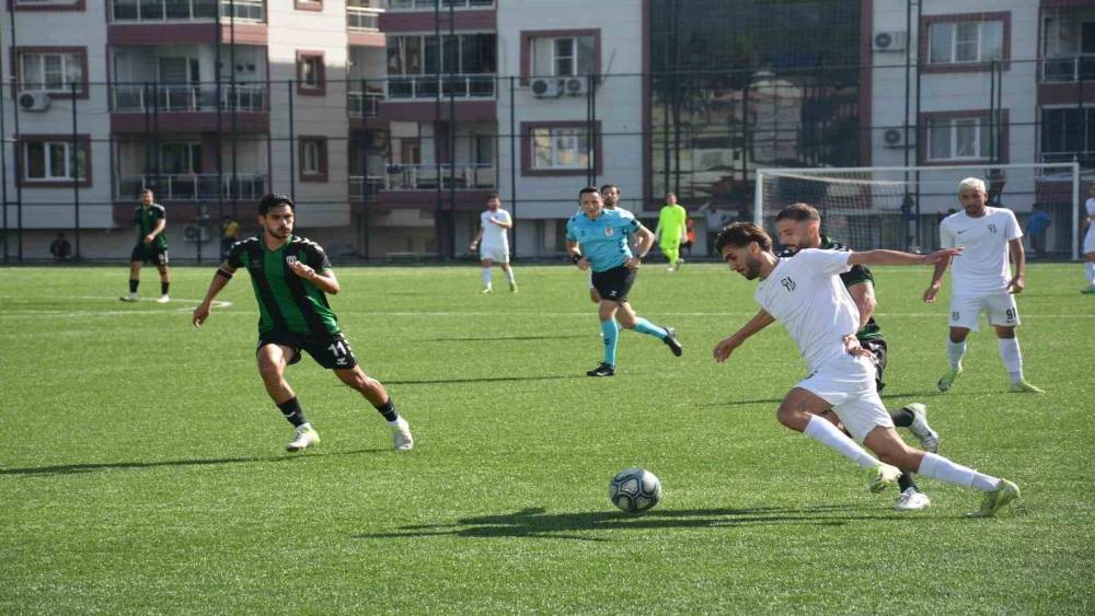 Siyah-beyazlılar sahadan mağlubiyet ile ayrıldı