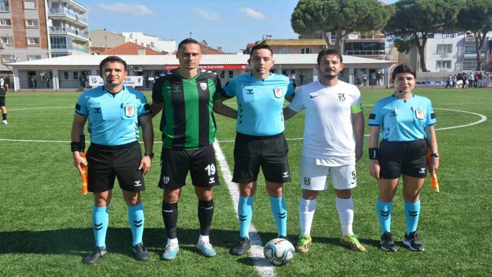 Siyah-beyazlılar sahadan mağlubiyet ile ayrıldı