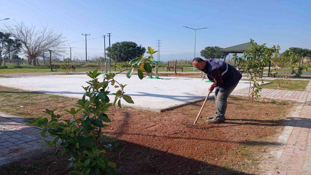 Işıklı Parkı&rsquo;nda &ccedil;evre d&uuml;zenlemesi başladı
