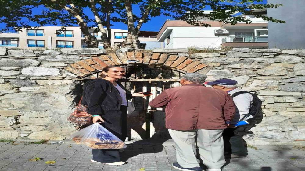 Kuşadası’nın tarihi yerlerini gezdiler