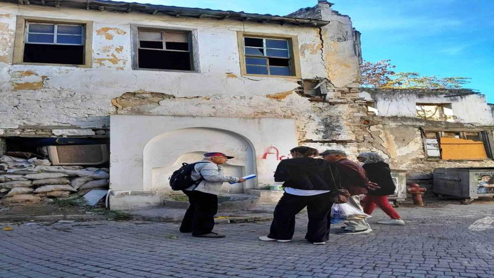 Kuşadası’nın tarihi yerlerini gezdiler