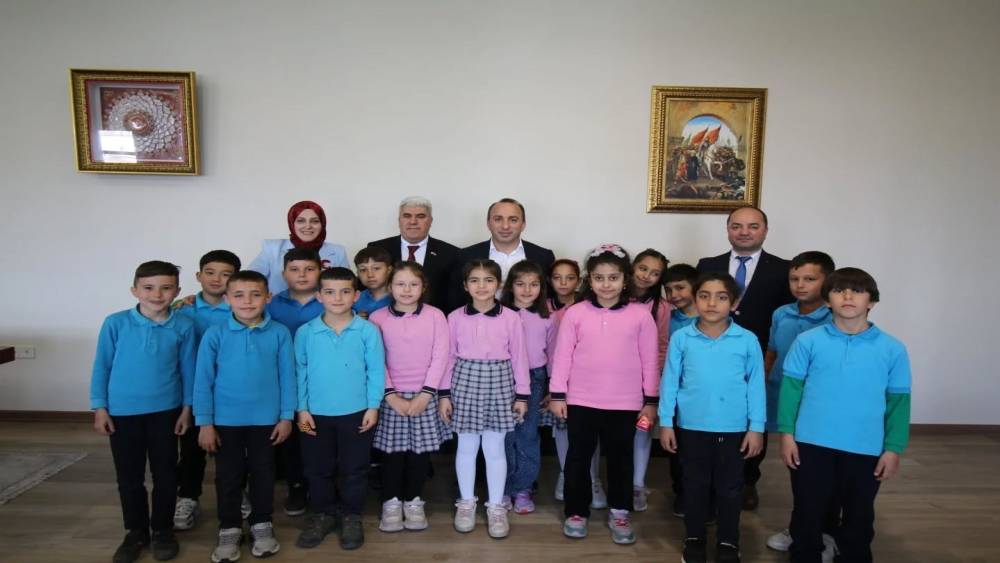 Minikler Kaymakamlıkta kamu y&ouml;netimini yerinde &ouml;ğrendi