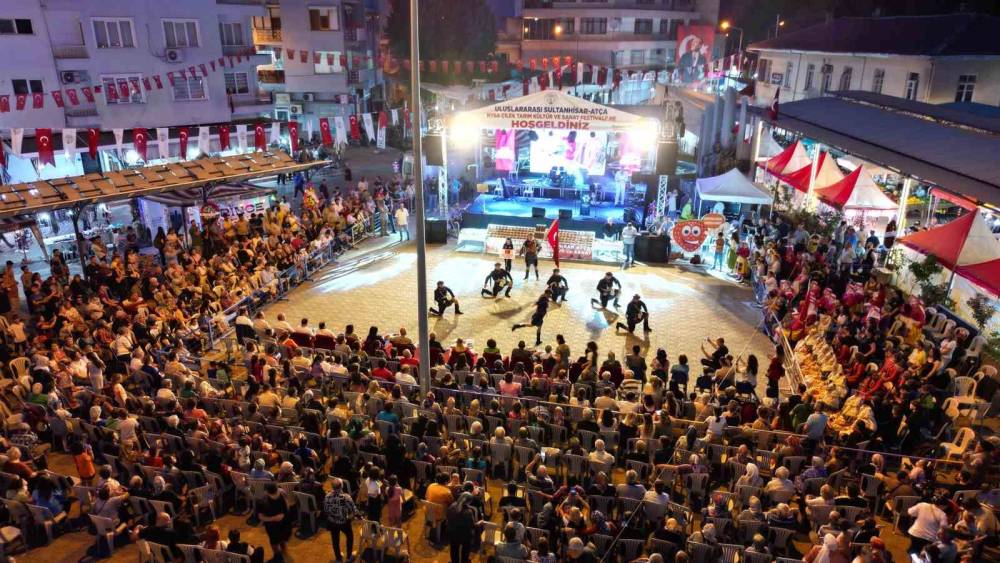 &Ccedil;ilek Festivali i&ccedil;in geri sayım başladı
