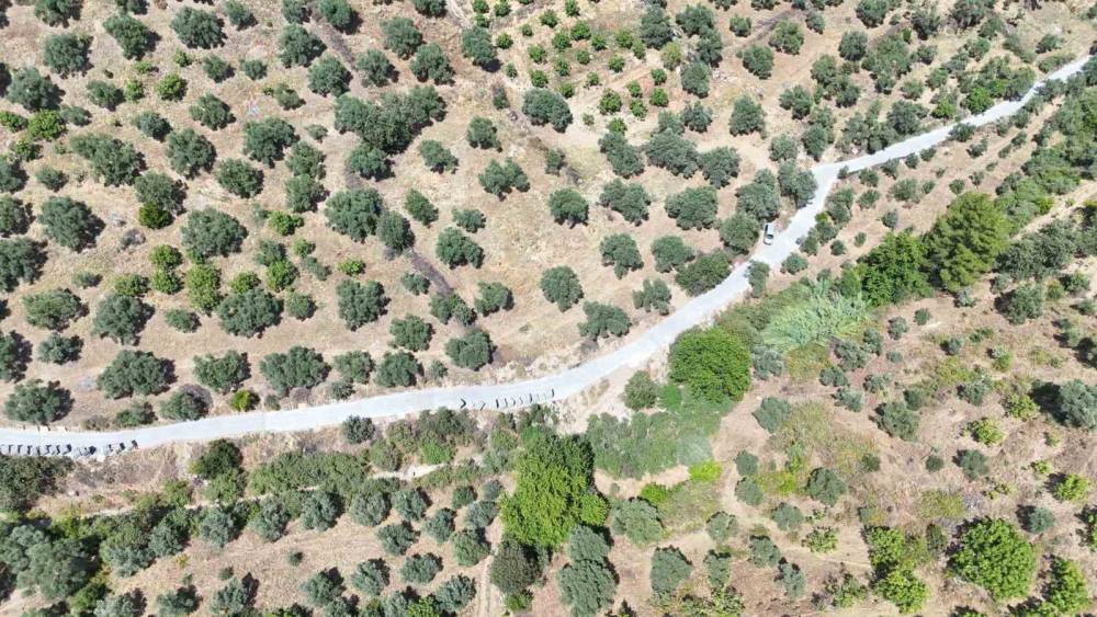 Nazilli Bayındır&rsquo;da yollara parke taşı
