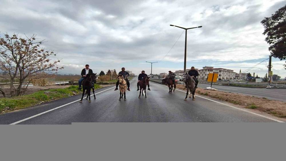 İncirliova&rsquo;da Rahvan atları yarışlara hazırlanıyor