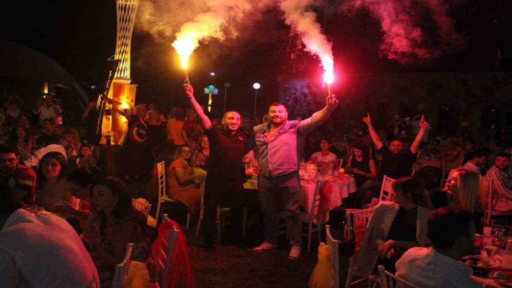 Galatasaray sevdalıları Aydın’da şampiyonluk için bir araya geldi
