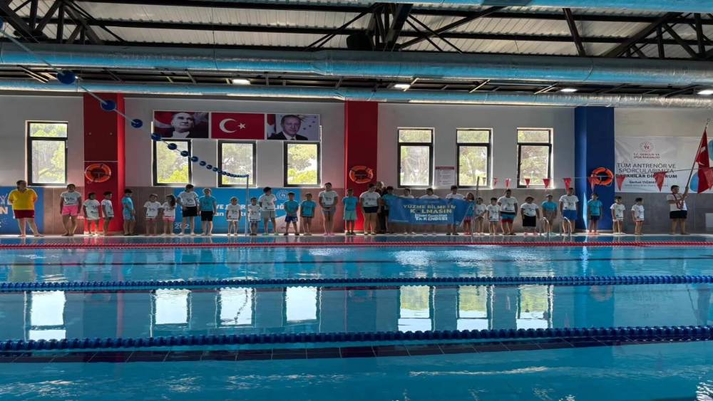 Germencik&rsquo;te &rsquo;Y&uuml;zme Bilmeyen Kalmasın&rsquo; projesinde sertifika heyecanı
