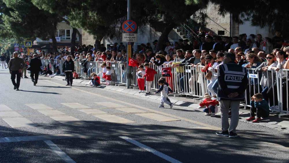Aydın’da 29 Ekim Cumhuriyet Bayramı coşkuyla kutlandı