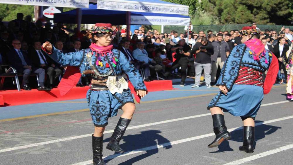 Aydın’da 29 Ekim Cumhuriyet Bayramı coşkuyla kutlandı