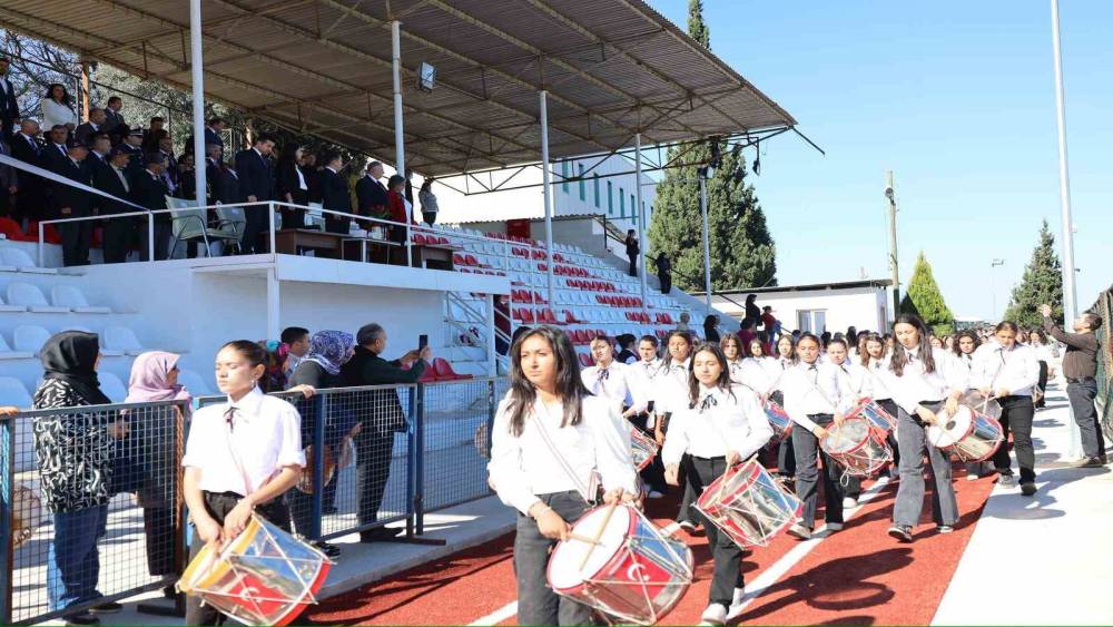 Karacasu’da Cumhuriyet’in 102. yılı coşkuyla kutlandı