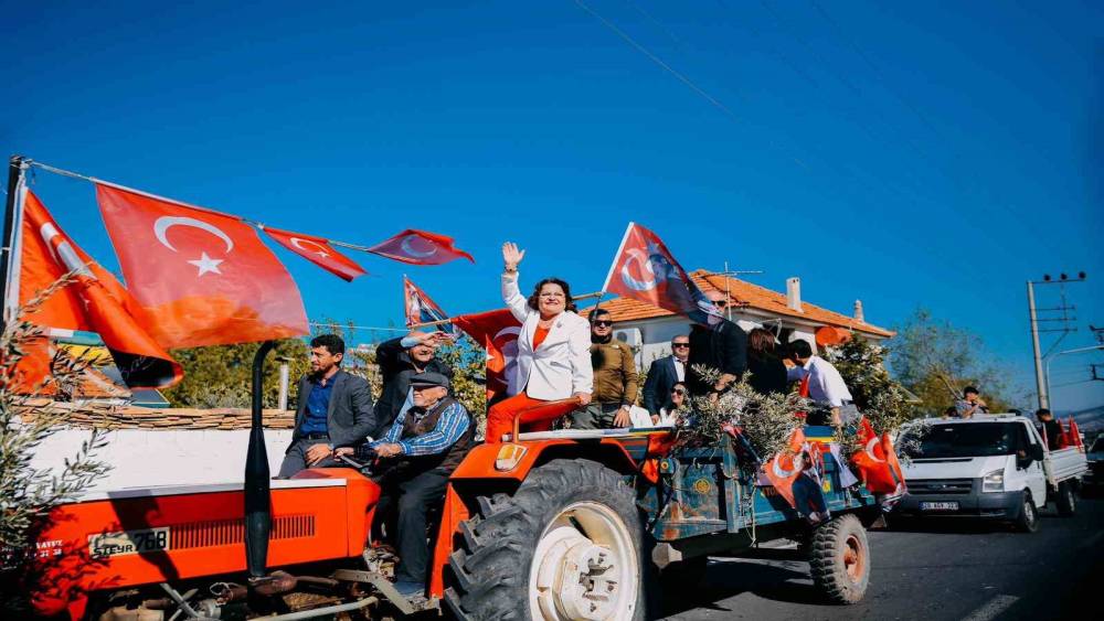 Başkan Gençay, Akköy Cumhuriyet Konvoyu’na katıldı