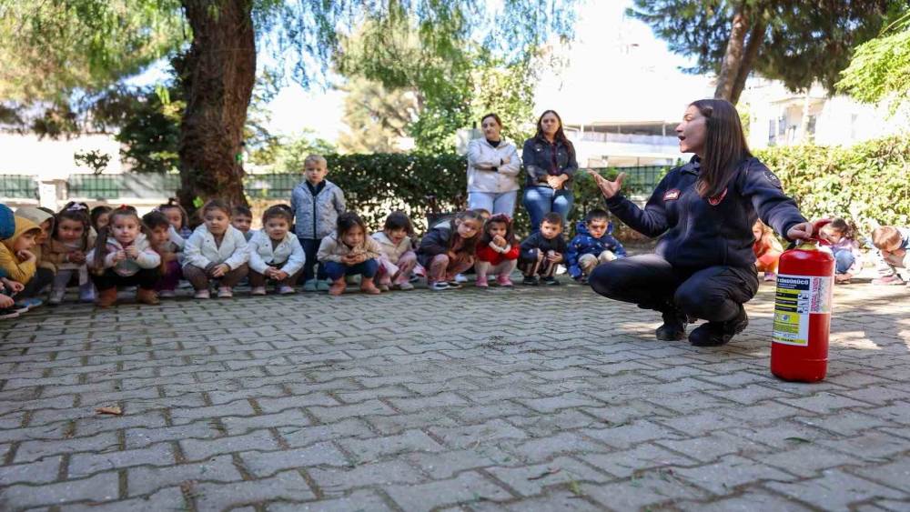 Aydın&rsquo;da miniklere yangın ve acil durum eğitimi
