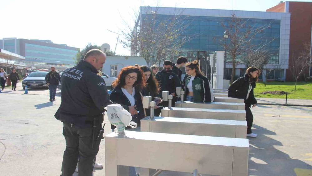 AD&Uuml;&rsquo;de &rsquo;g&uuml;venli kamp&uuml;s&rsquo; altyapısı bir yılda daha da g&uuml;&ccedil;lendirildi
