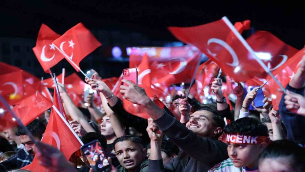 Aydın Büyükşehir’in konserine yoğun ilgi