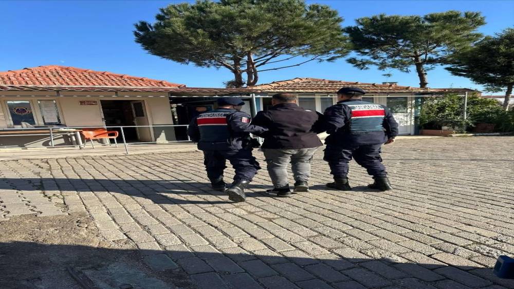 Hapis cezasıyla aranan şahıs Efeler&rsquo;de yakalandı