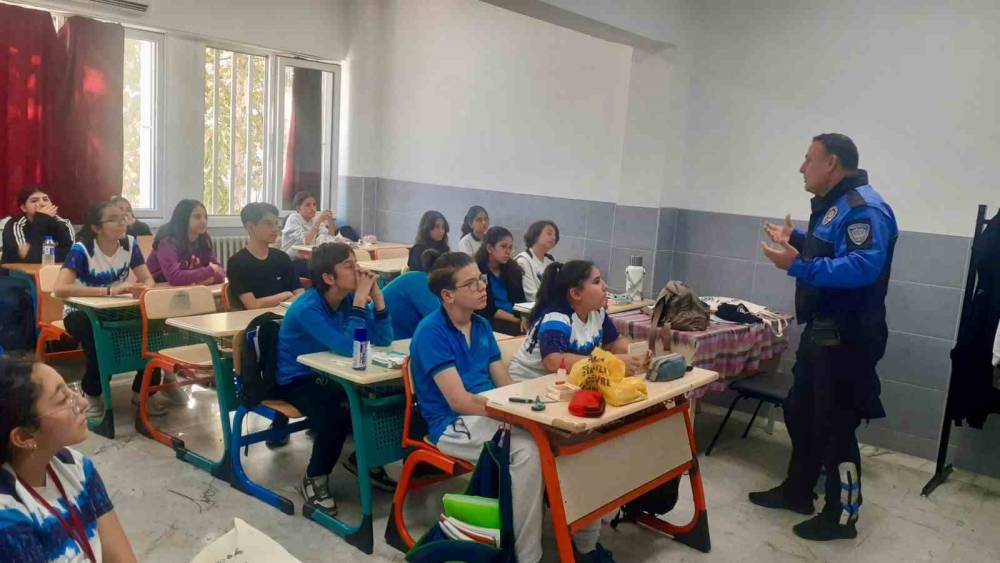 Öğrenciler polisliği tanıdı, güvenlik kurallarını öğrendi