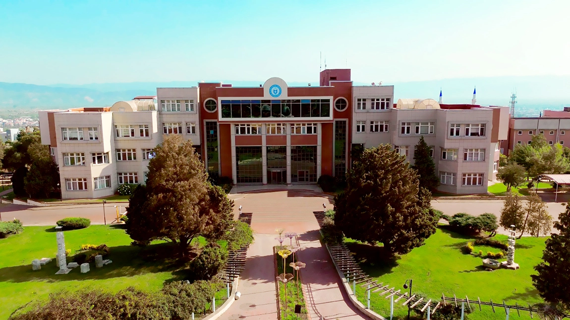 AD&Uuml; YENİ EĞİTİM D&Ouml;NEMİNE G&Uuml;&Ccedil;L&Uuml; KAMP&Uuml;S ALTYAPISIYLA HAZIRLANIYOR