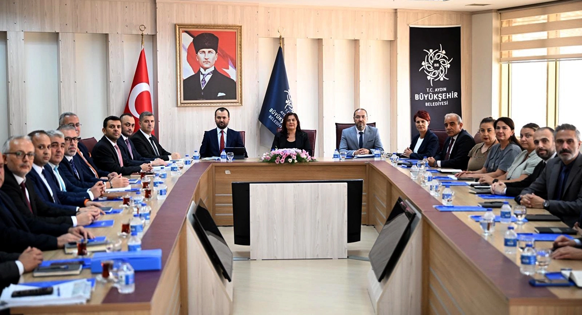 AYDIN’A DÖNEN BAŞKAN ÇERÇİOĞLU, İLK TOPLANTISINI GERÇEKLEŞTİRDİ