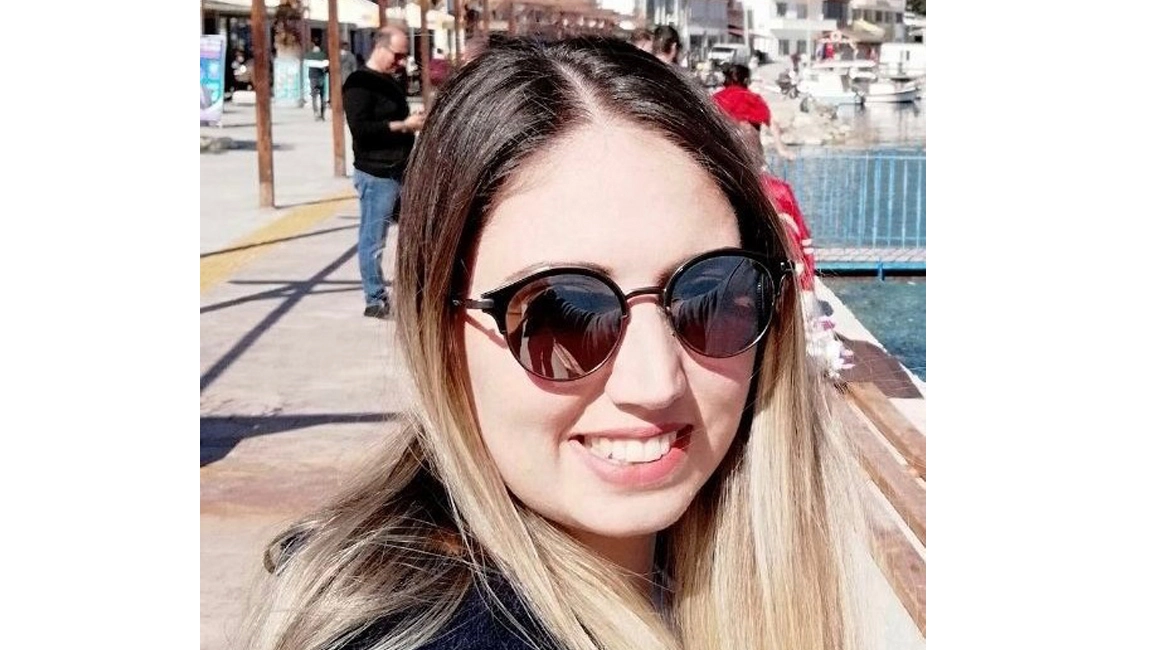 BALKONDA KALP KRİZİ GE&Ccedil;İREN GEN&Ccedil; KADIN KURTARILAMADI