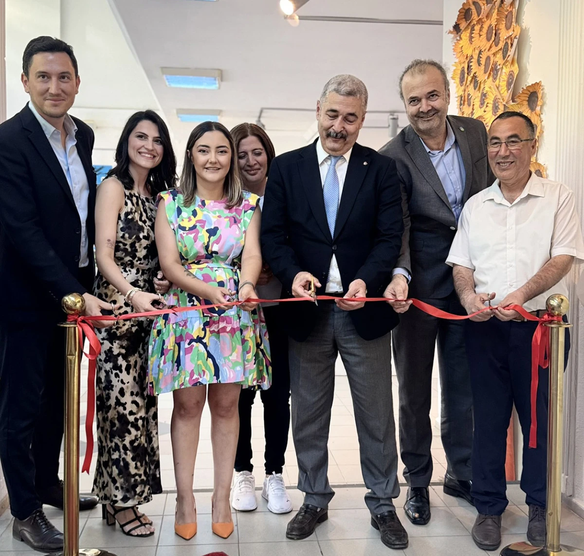 BAŞAK KOLEJİ'NDEN SANATA ANLAMLI DOKUNUŞ
