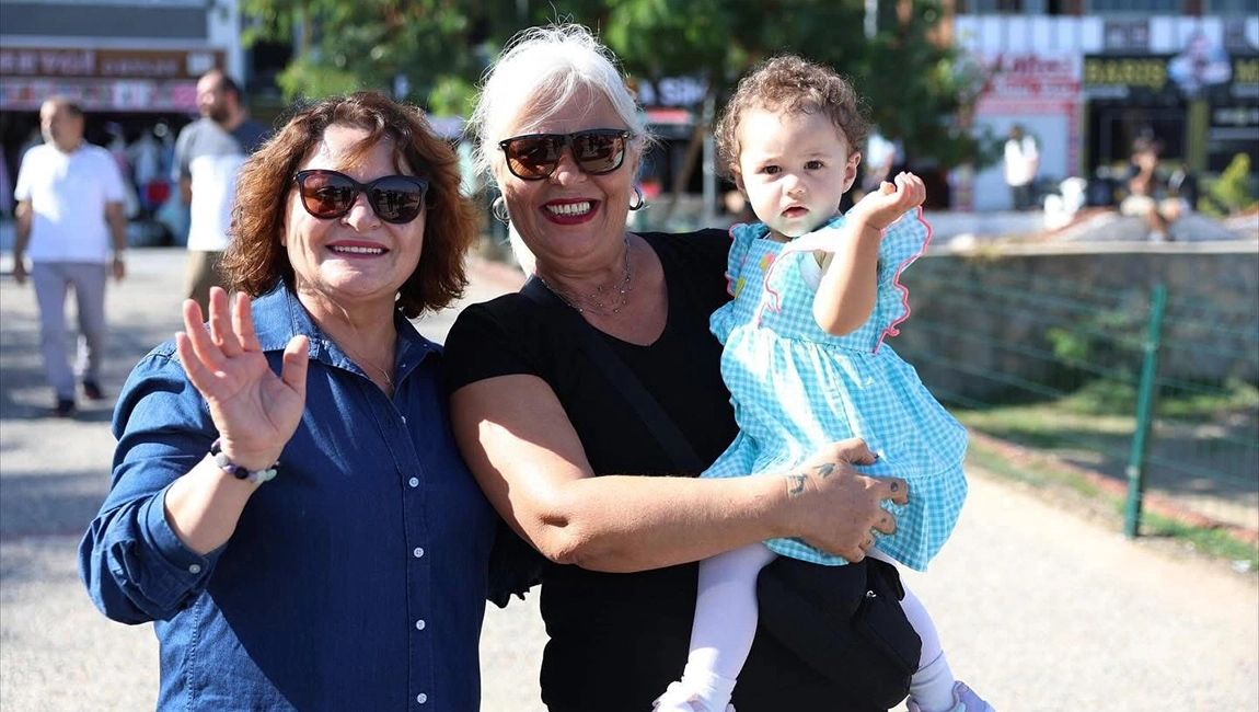 BAŞKAN GENÇAY, ALTINKUM’DA VATANDAŞLARLA BULUŞTU