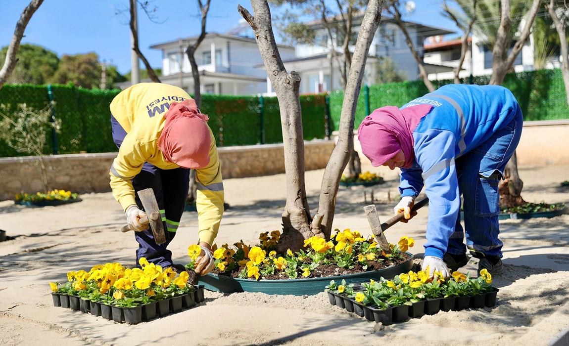 Başkan Gen&ccedil;ay: "&Ouml;zel &ccedil;ocuklar i&ccedil;in oyun evi &ccedil;alışmalarız devam ediyor"
