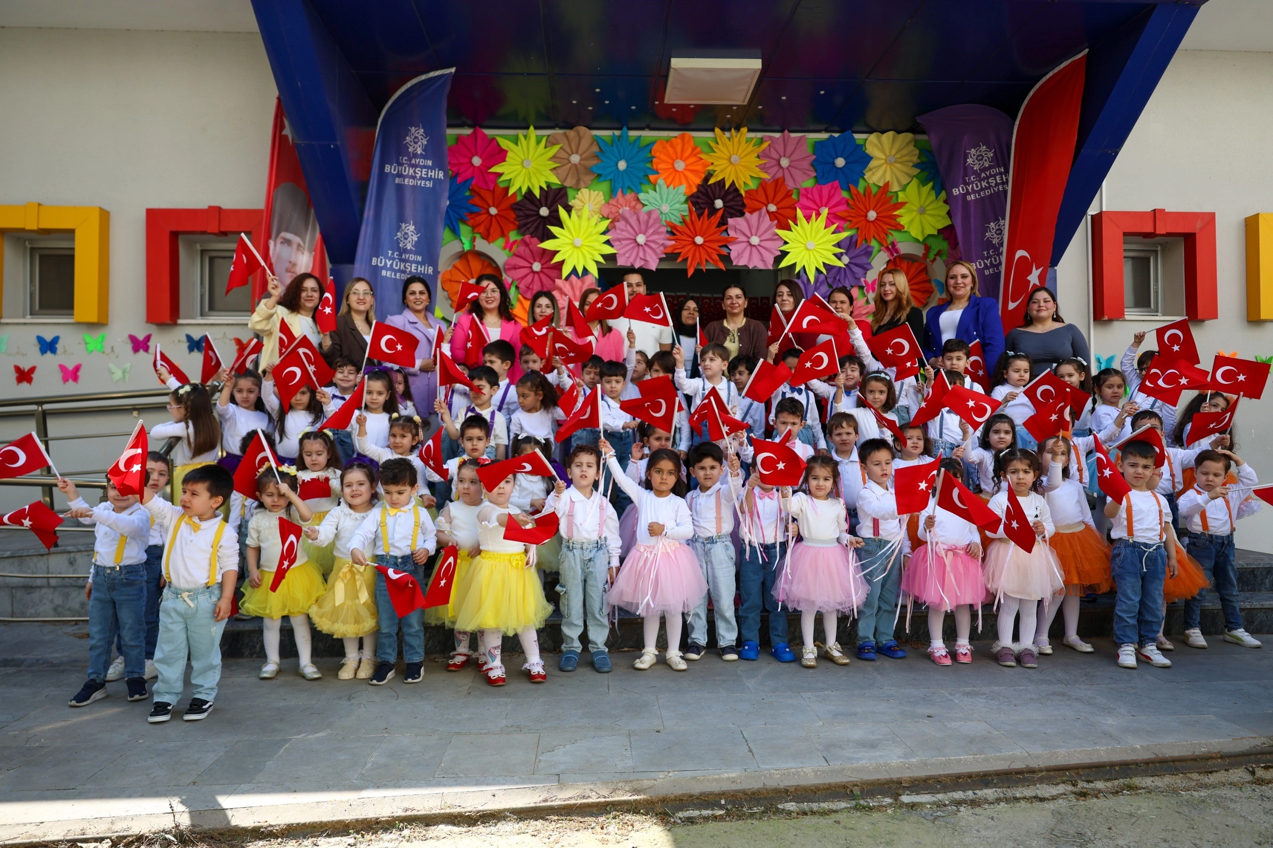 B&uuml;y&uuml;kşehir&rsquo;in &Ccedil;ocuk Gelişim Merkezleri&rsquo;nde 23 Nisan etkinlikleri d&uuml;zenlendi