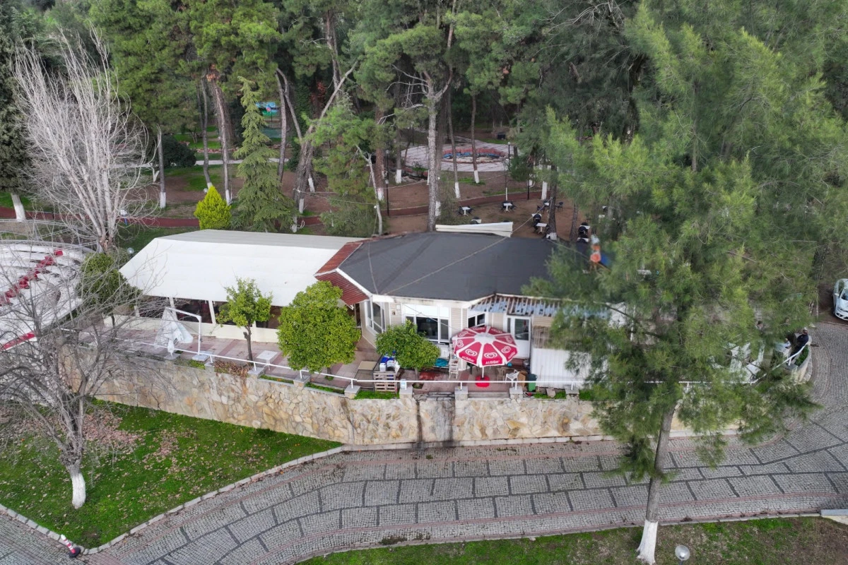 Efeler Belediyesi Pınarbaşı Kafe&rsquo;yi Modernize Etti  Vatandaşlara Kışın Da Huzurlu Vakit İmk&acirc;nı Sağladı