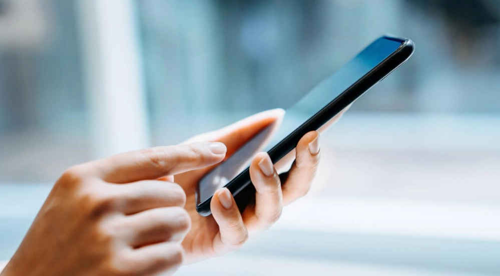 HARÇLAR ARTTI, YURTDIŞINDAN TELEFON GETİRME AZALDI 