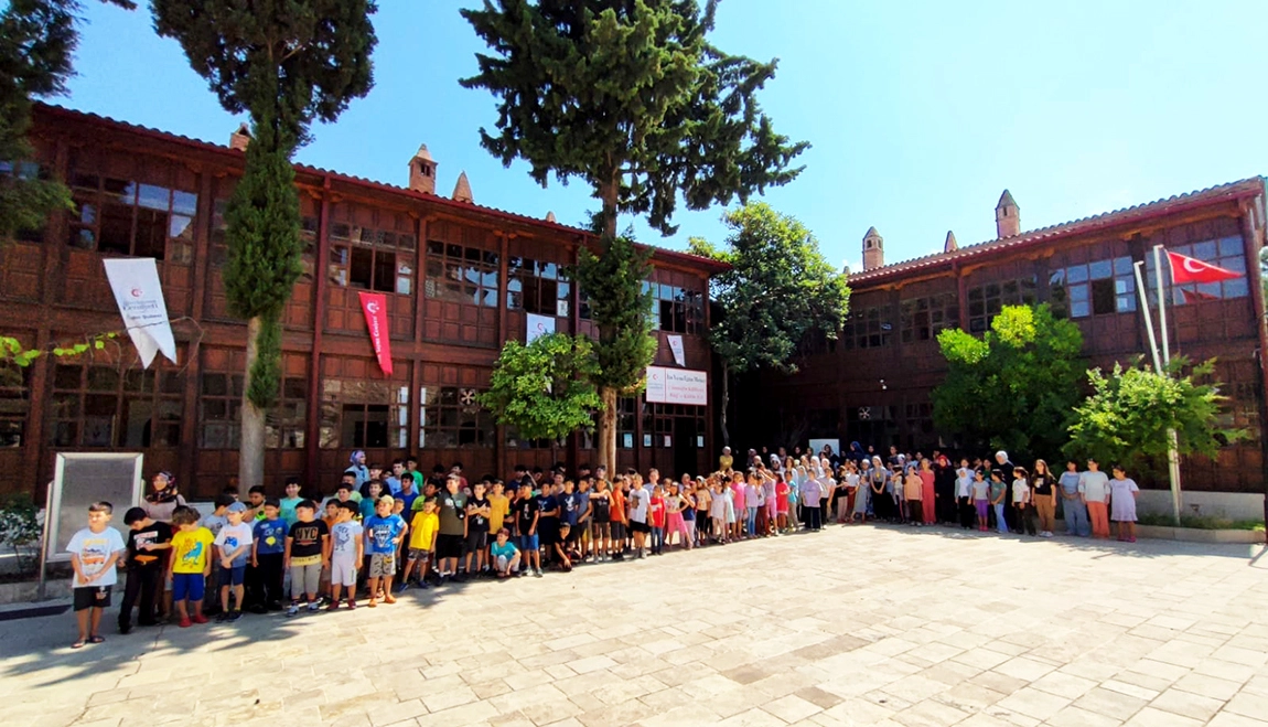 İlim Yayma Cemiyeti Aydın Şubesi'nde Yaz Okulu Heyecanı Başlıyor
