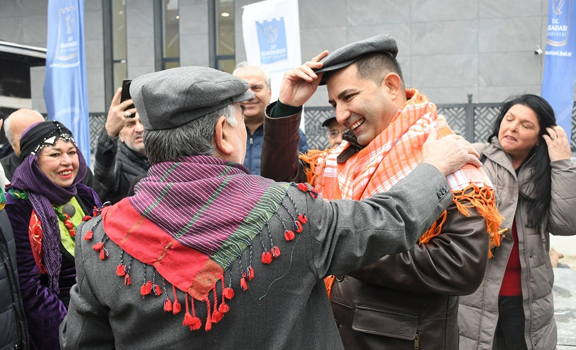 Kuşadası Belediyesi bazı birimlerini &ccedil;adıra taşıdı