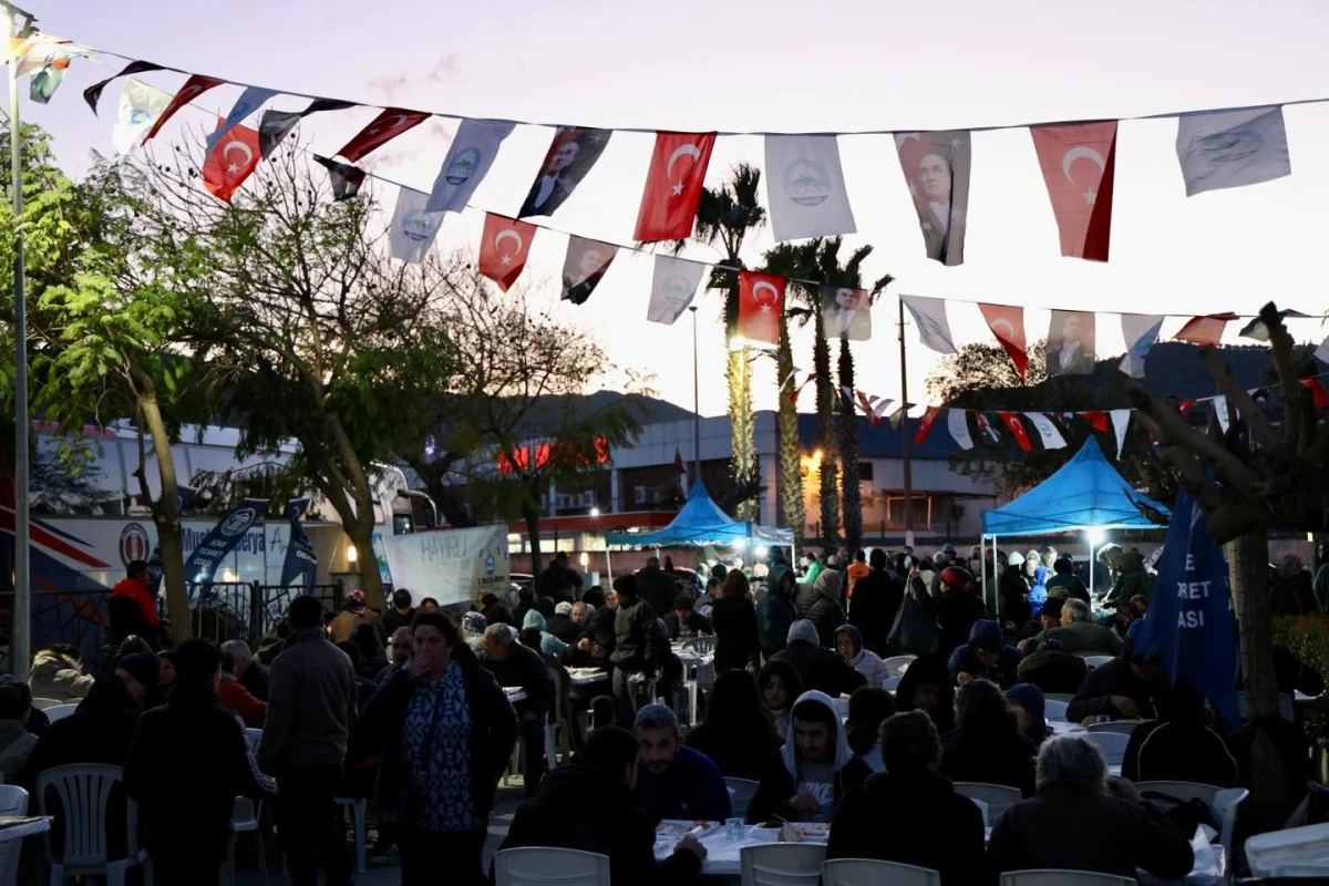 S&ouml;ke Ticaret Odası İftar Yemeğinde Vatandaşlarla Buluştu.