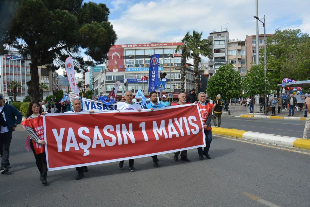 T&Uuml;RK &ndash; İŞ AYDIN &rsquo;DA 1 MAYIS ETKİNLİĞİ EFELERLE KUTLANDI 