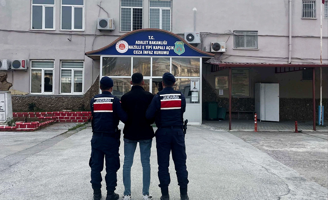 Uyuşturucu ticaretinden aranıyordu, Nazilli&rsquo;de yakalandı